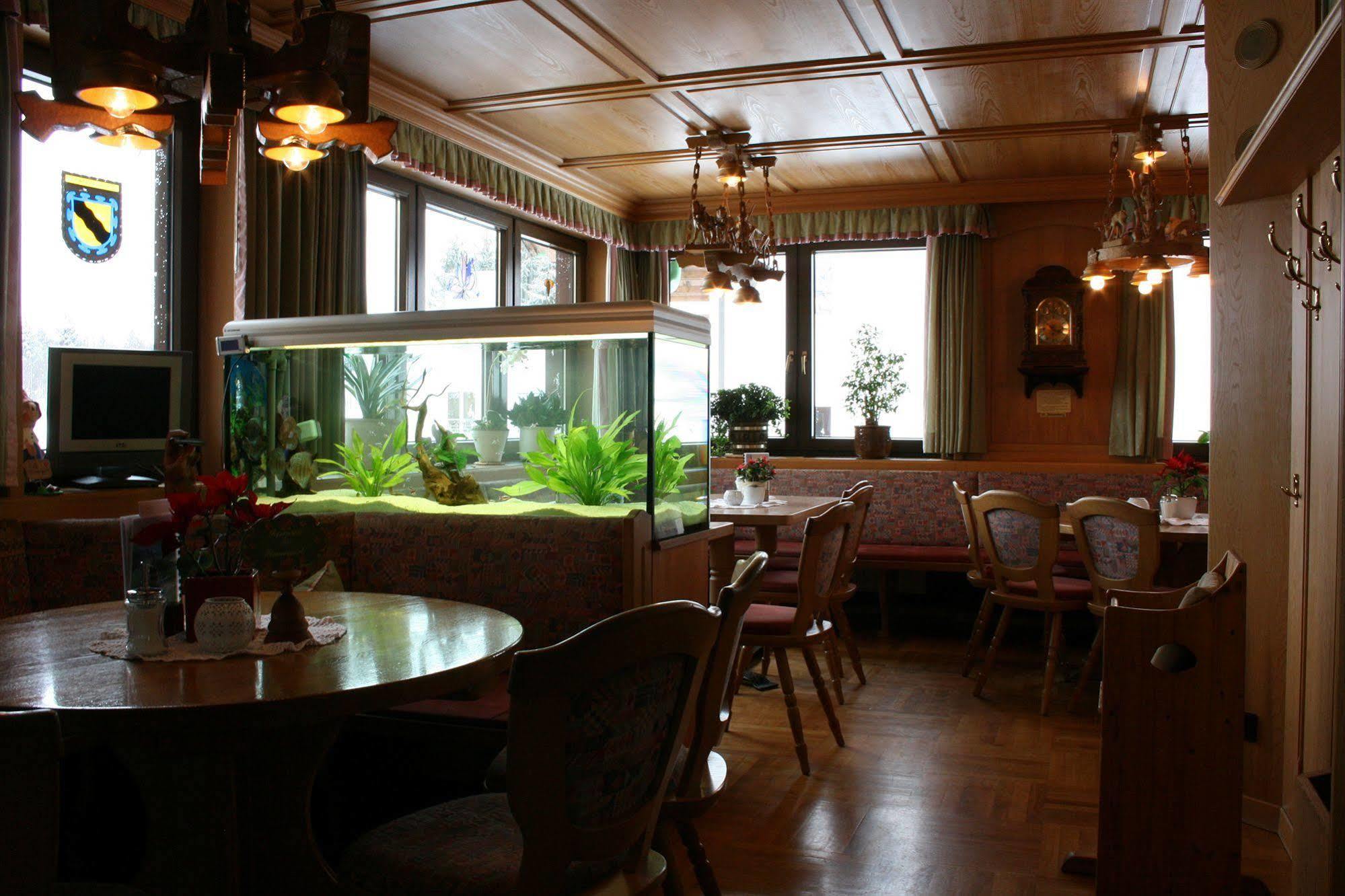 Café-pension Feldbergblick Maison d'hôtes 3*